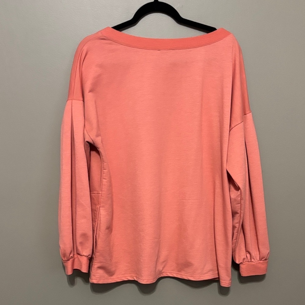 Women's Coral Balloon Sleeve Top with Pockets - Picture 4 of 4